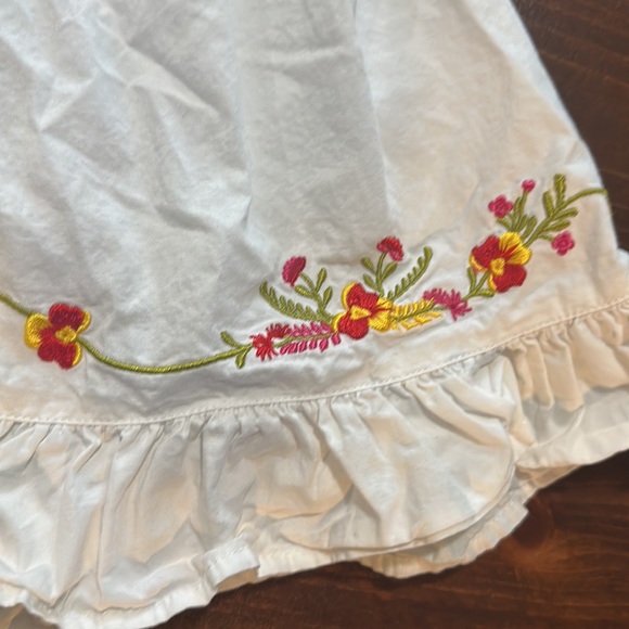 3T Beautiful Floral stitched dress 👗 - Picture 3 of 5